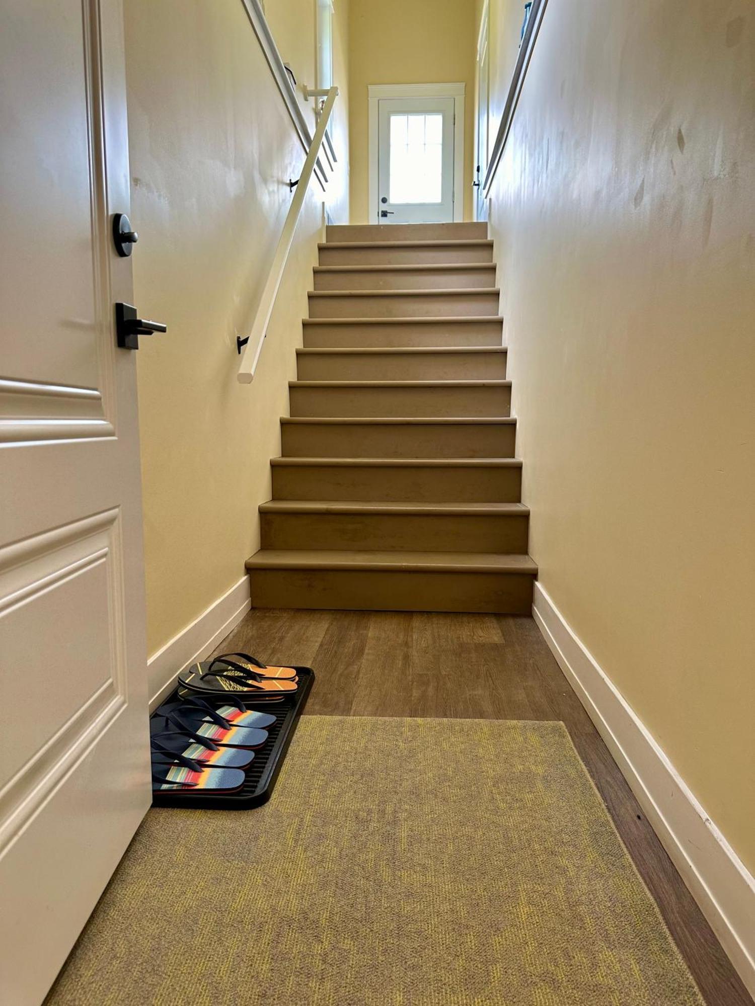 Apartament Luxurious Basement Retreat Charlottetown Zewnętrze zdjęcie